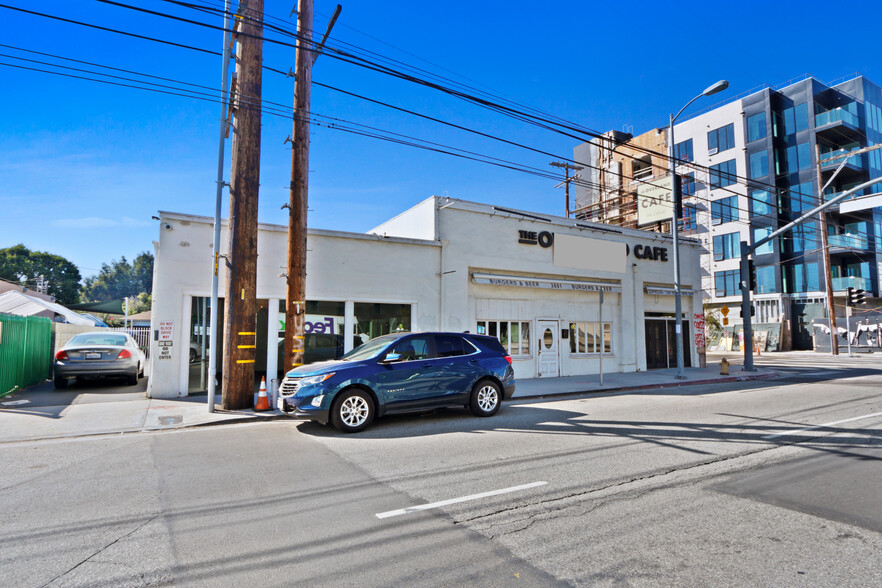 3601 Overland Ave, Los Angeles, CA for rent - Building Photo - Image 3 of 17