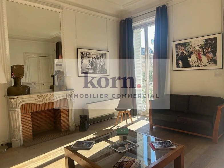 Build-to-Rent in Paris for sale - Interior Photo - Image 3 of 9