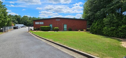 5935 Gateway Dr, Alpharetta, GA for sale Building Photo- Image 1 of 1