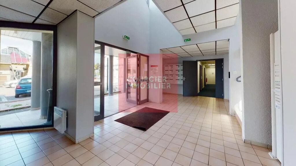 Location Bureaux 200 m² - Photo 1