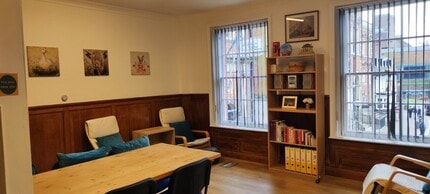 34 Market Sq, Aylesbury to rent Interior Photo- Image 1 of 2