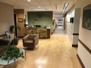 1515 Market St, Philadelphia, PA to rent Building Photo- Image 1 of 3