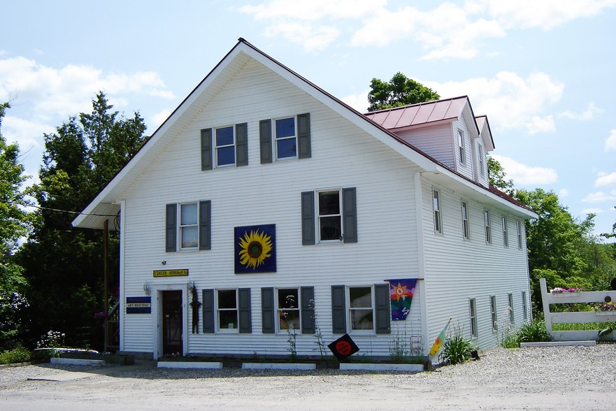 32 East St, Greensboro, VT for sale - Primary Photo - Image 1 of 1