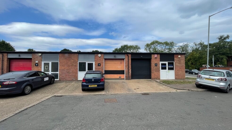 Dongan Rd, Warwick to rent - Building Photo - Image 2 of 9