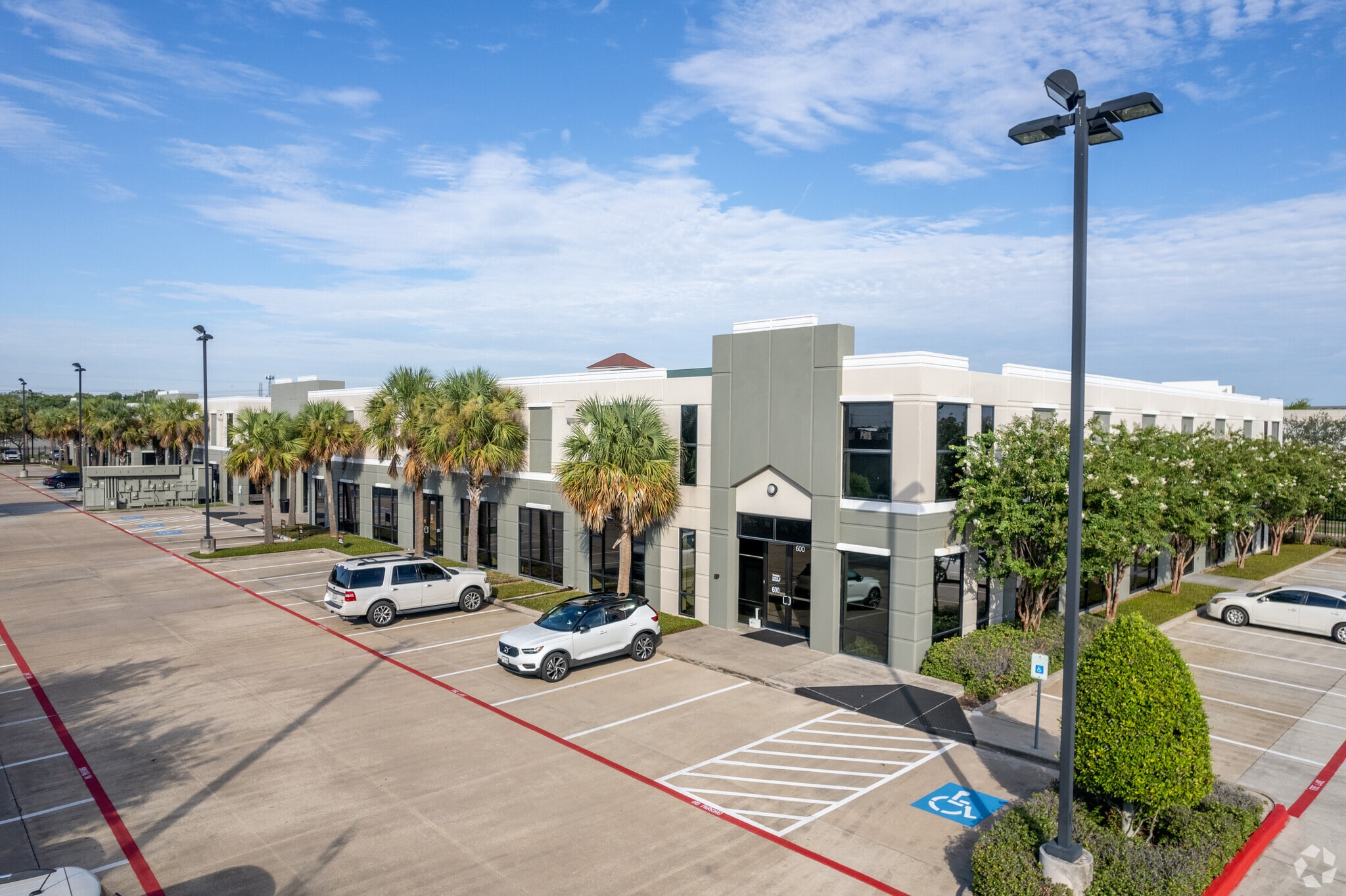 16969 Texas Ave, Webster, TX to rent Building Photo- Image 1 of 10