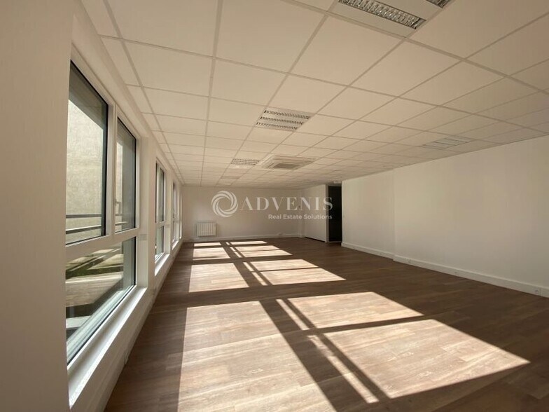 52 Rue Paul Vaillant-Couturier, Malakoff to rent - Interior Photo - Image 2 of 6