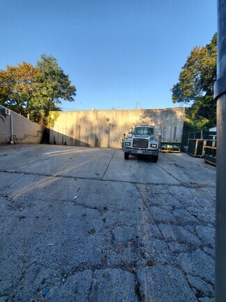 More details for 71 Water Mill ln, Great Neck, NY - Land to Rent