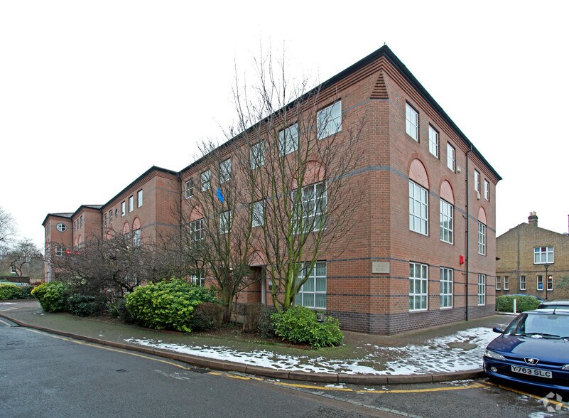 Horticultural Pl, London for sale - Primary Photo - Image 1 of 1