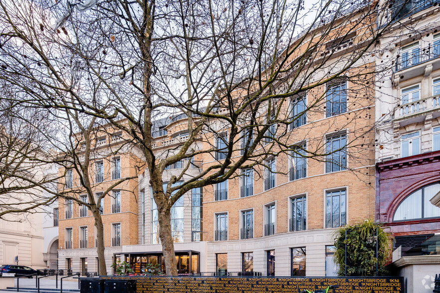 1 Knightsbridge, London for rent - Primary Photo - Image 1 of 8