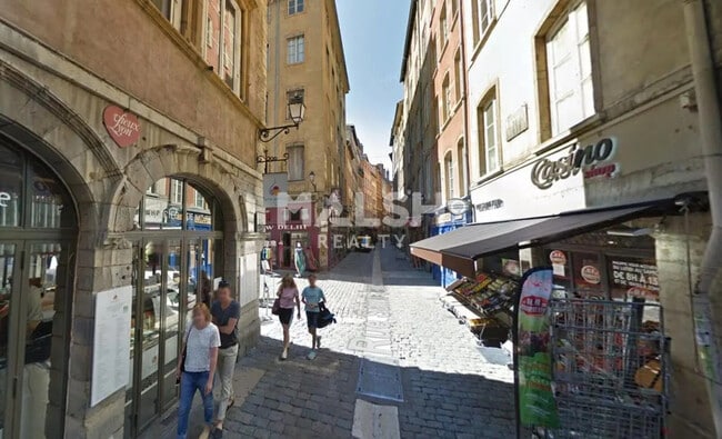 Vente Commerce 70 m²