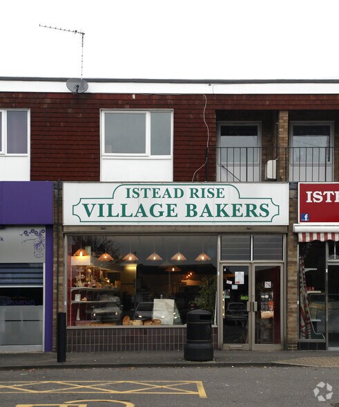 58 Istead Rise, Gravesend for sale - Primary Photo - Image 1 of 1