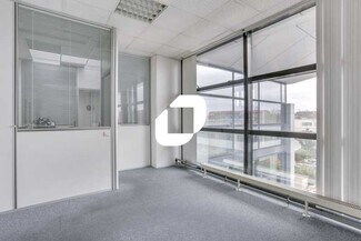 More details for Office, Light Industrial to Rent