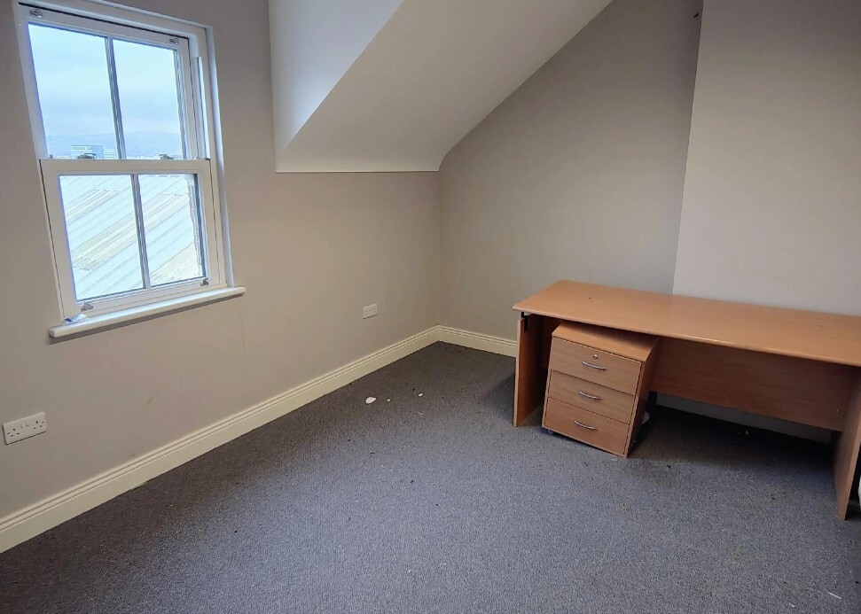 183 Lisburn Rd, Belfast to rent Interior Photo- Image 1 of 3