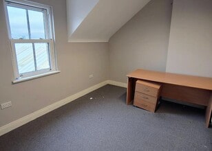 183 Lisburn Rd, Belfast to rent Interior Photo- Image 1 of 3