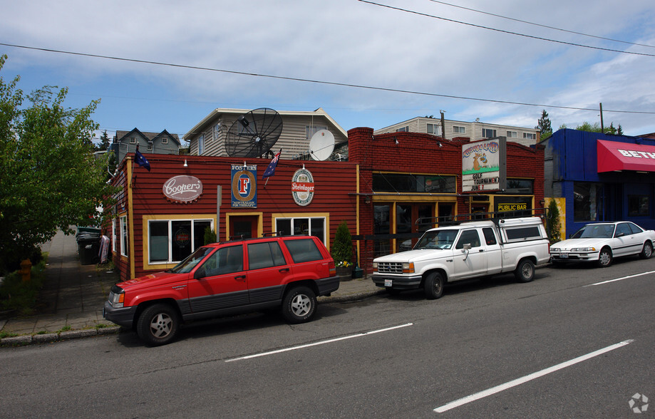 7301-7305 Aurora Ave N, Seattle, WA for sale - Building Photo - Image 2 of 3