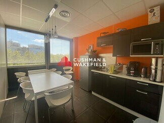 More details for 57 Boulevard De L'Embouchure, Toulouse - Office for Sale