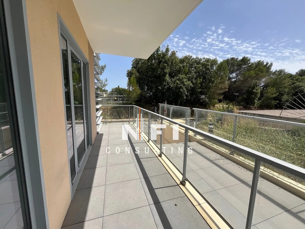 Location Bureaux 351 m² - Photo 1