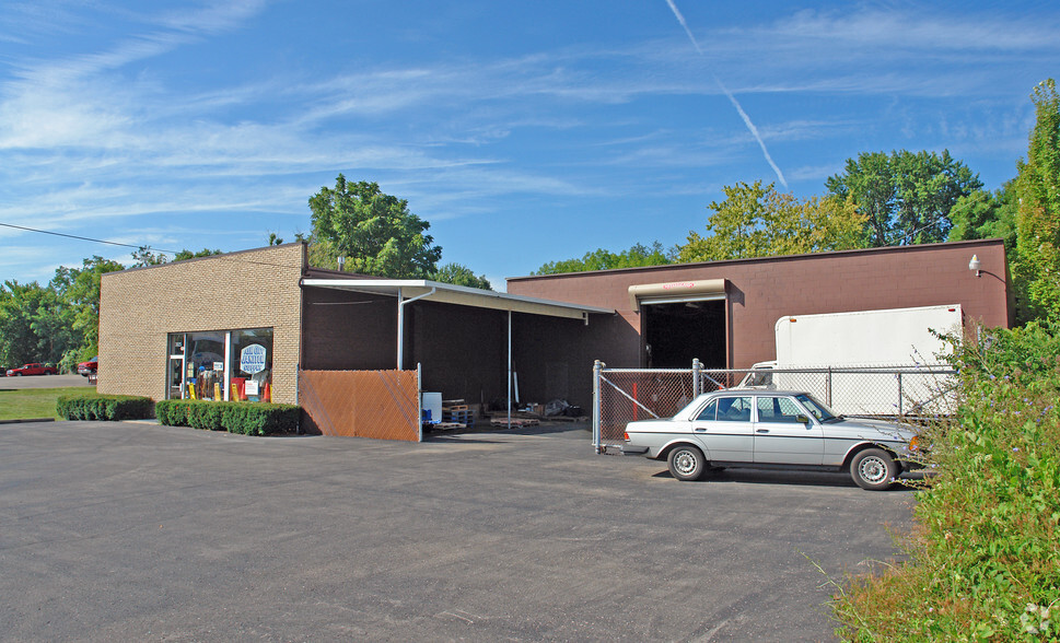 3825 Wilmington Pike, Dayton, OH for sale - Primary Photo - Image 1 of 1