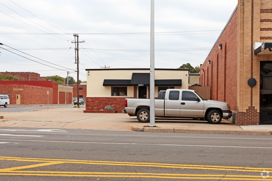 1021 NW 6th St, Oklahoma City, OK for sale - Building Photo - Image 2 of 10