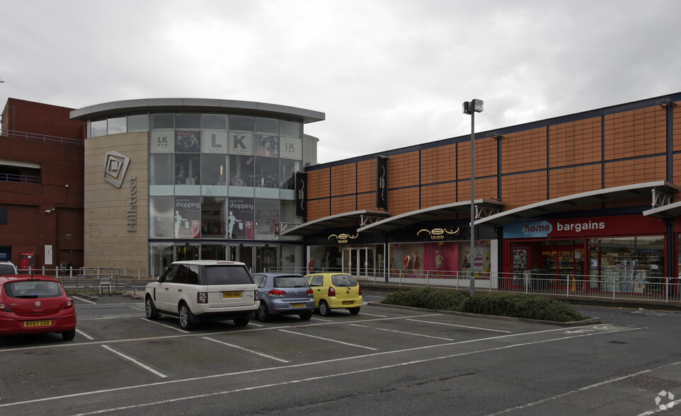 11 Oberhausen Mall, Middlesbrough for rent - Building Photo - Image 2 of 6