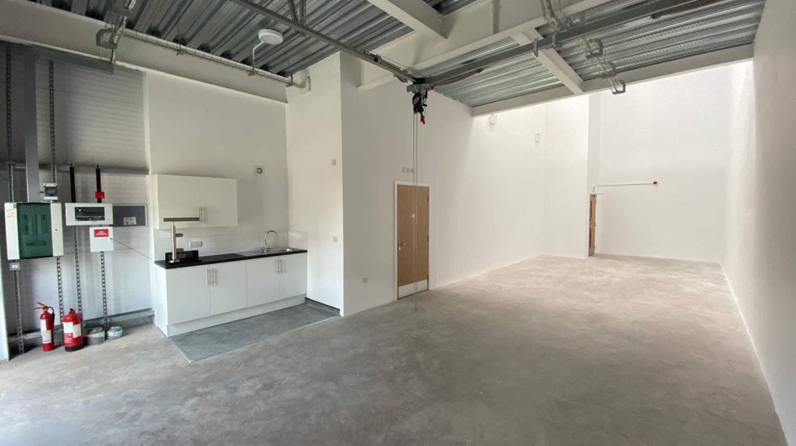 Endemere Rd, Coventry, WMD CV6 5PY - Unit 17 -  - Interior Photo - Image 1 of 2