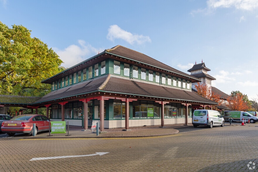 4200-4520 Solihull Pky, Birmingham to rent - Building Photo - Image 2 of 13