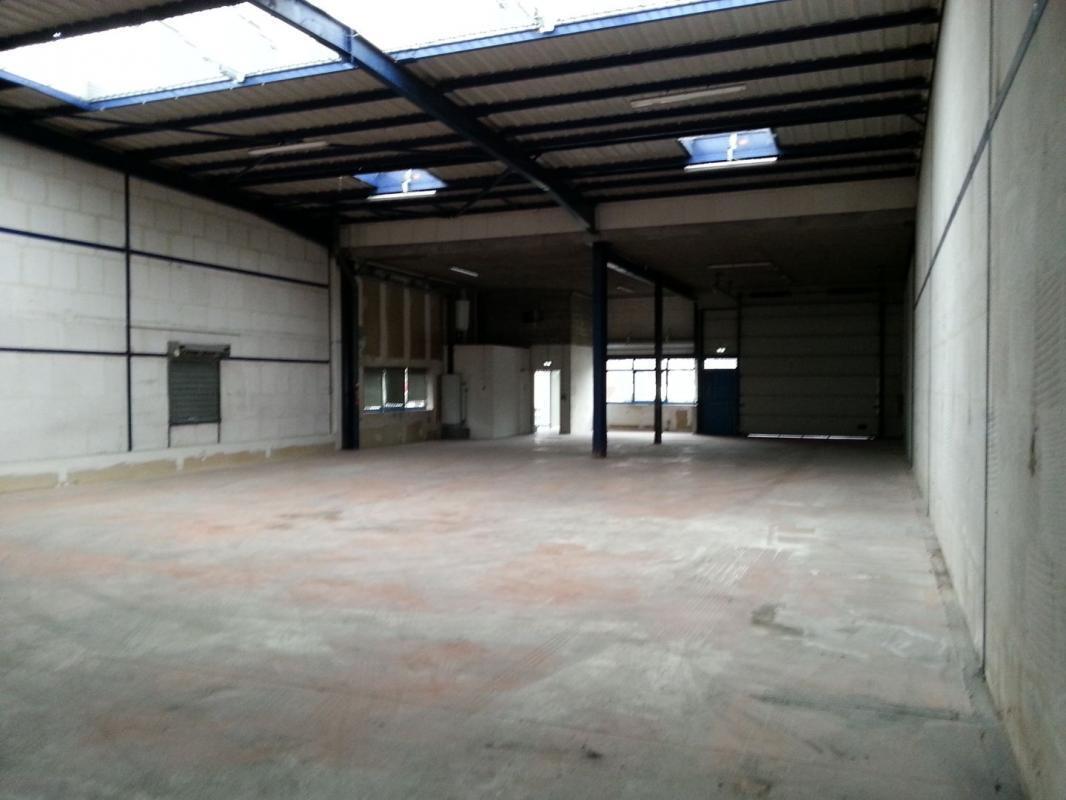 Industrial in Villepinte to rent Building Photo- Image 1 of 5