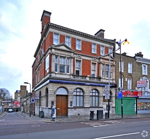 74-76 Kingsland High St, London for sale - Primary Photo - Image 1 of 1