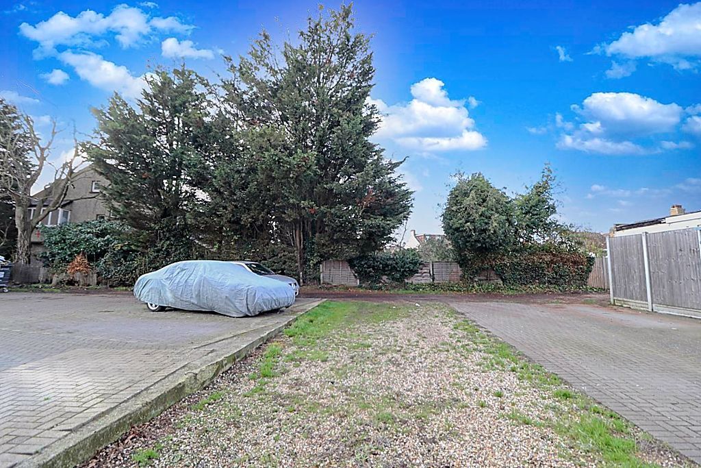 78 High St, Benfleet for sale Primary Photo- Image 1 of 8