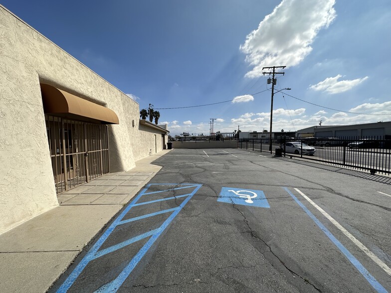 199 S Arrowhead Ave, San Bernardino, CA for rent - Building Photo - Image 3 of 11