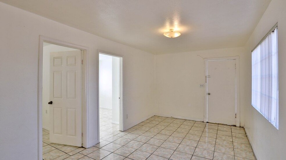 8181 20th St, Westminster, CA for sale - Building Photo - Image 3 of 7