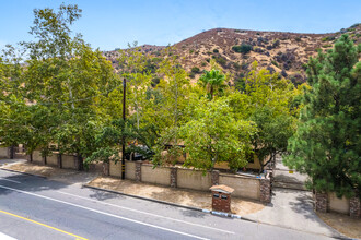 9520 La Tuna Canyon Rd, Sun Valley, CA for sale Primary Photo- Image 1 of 1