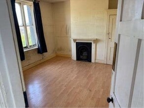 London Rd, West Kingsdown to rent Interior Photo- Image 1 of 2