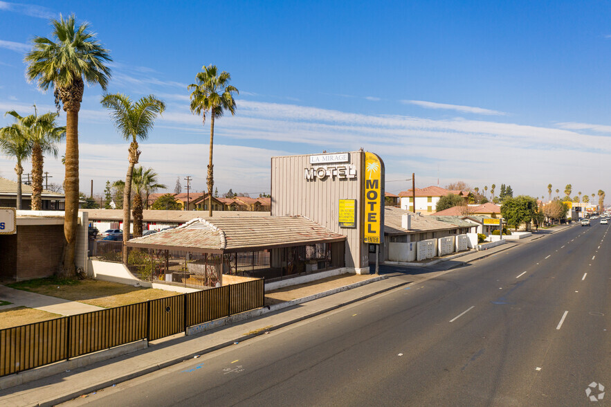 525 Union Ave, Bakersfield, CA for sale - Primary Photo - Image 1 of 1