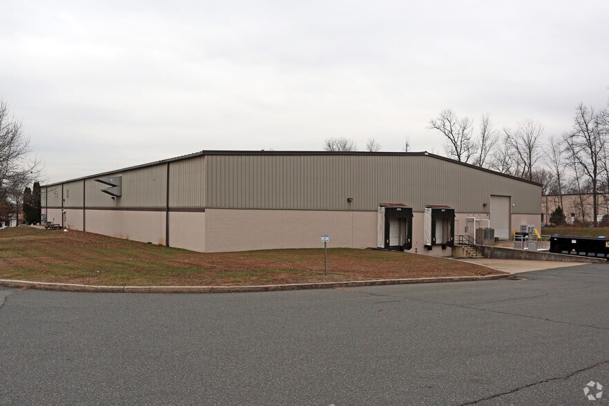 31 Robinson St, Pottstown 19464 TriCounty Bus Campus UK