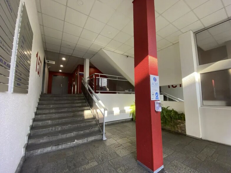 Office in Bagneux to rent - Building Photo - Image 2 of 2