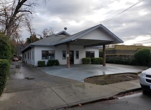 165 Rio Lindo Ave, Chico, CA for rent Building Photo- Image 1 of 2