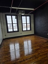 432 Austin Pl, Bronx, NY for rent Interior Photo- Image 1 of 3