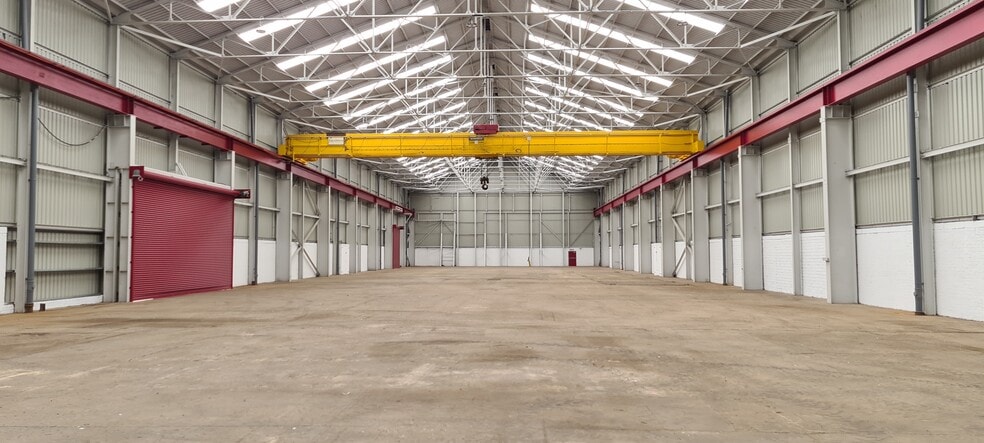 Port Glasgow Rd, Greenock to rent - Building Photo - Image 3 of 8