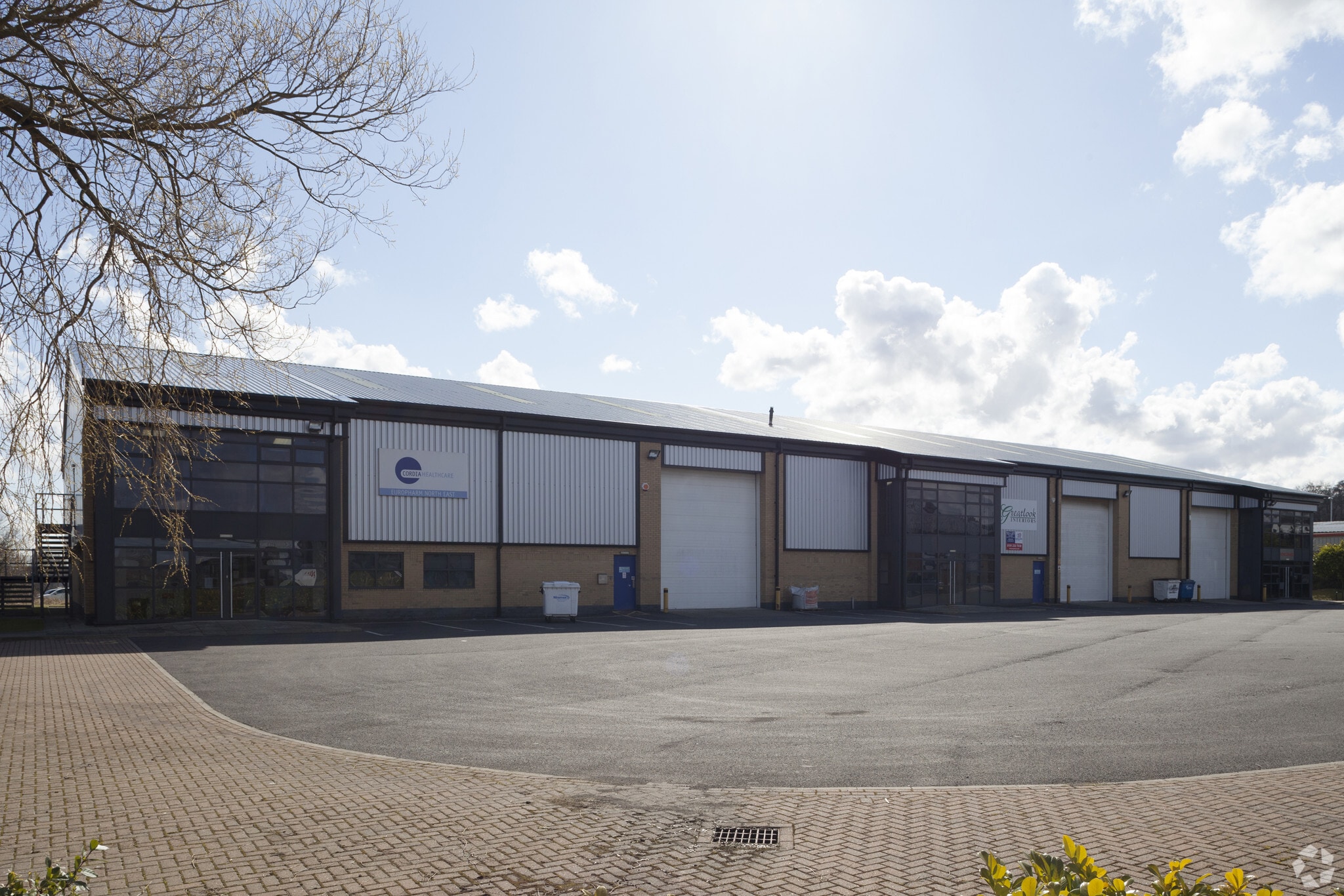 Fourth Ave, Gateshead to rent Primary Photo- Image 1 of 6