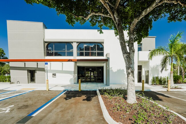 More details for 1000 N Federal Hwy, Boca Raton, FL - Office to Rent