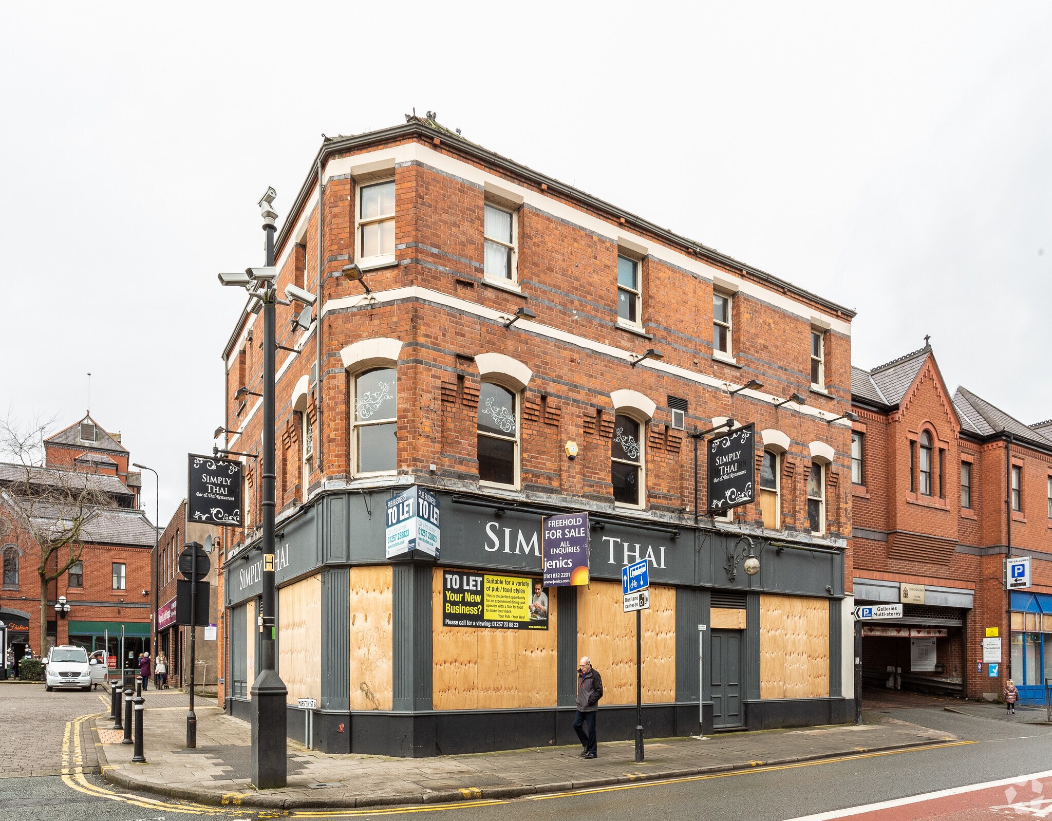 37 Menses St, Wigan for sale Primary Photo- Image 1 of 1