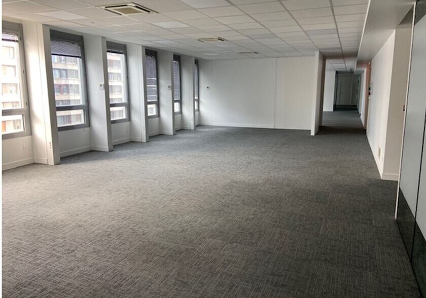 Office in Boulogne-Billancourt to rent - Interior Photo - Image 2 of 6