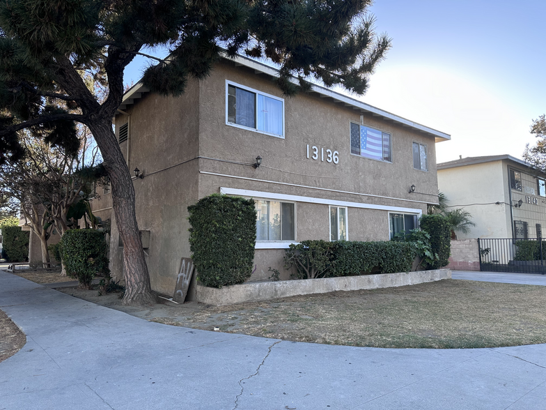 13136 Victory Blvd, Van Nuys, CA for sale - Building Photo - Image 1 of 9