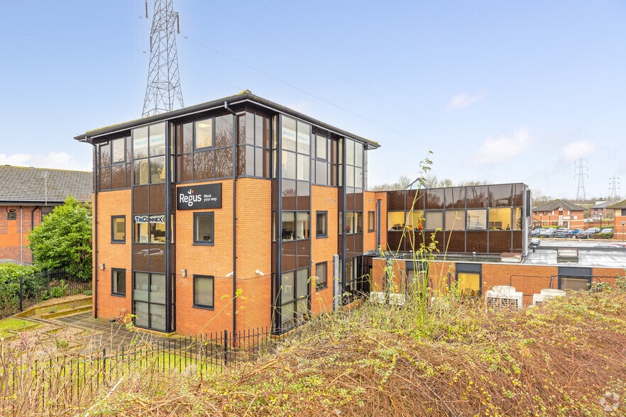 1 Meridian South, Leicester to rent - Building Photo - Image 1 of 2