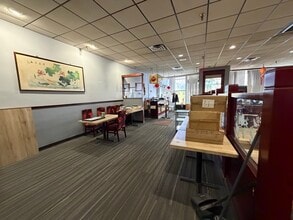 1130 Perry Hwy, Pittsburgh, PA to rent Interior Photo- Image 2 of 5