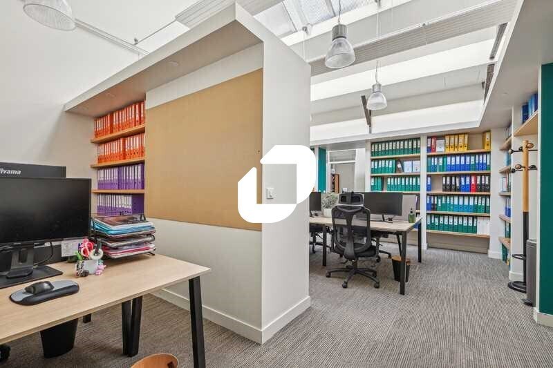 8 Rue De La Grange Ory, Cachan to rent - Interior Photo - Image 3 of 16