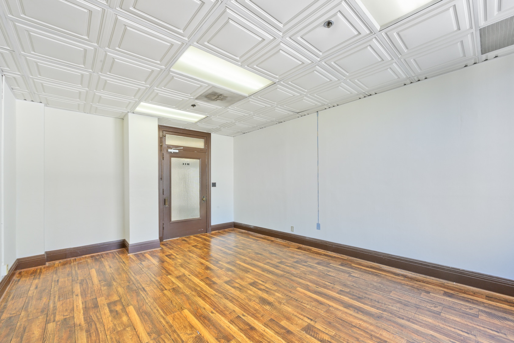 710-714 W Olympic Blvd, Los Angeles, CA to rent Building Photo- Image 1 of 4