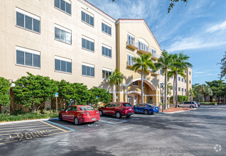 15100 NW 67th Ave, Miami Lakes, FL for rent Building Photo- Image 1 of 7