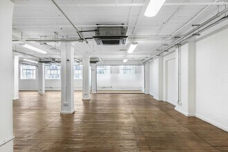 5-25 Scrutton St, London to rent Interior Photo- Image 2 of 15